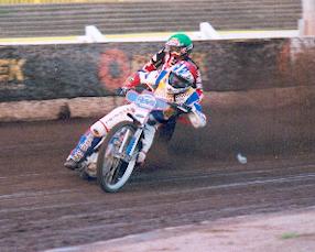 Joel Parsons ahead of Shane Parker