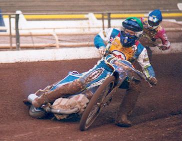 Jason Doyle ahead of Trevor Harding