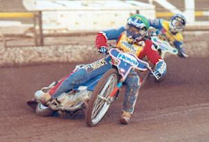 Joel Parsons leads heat 2